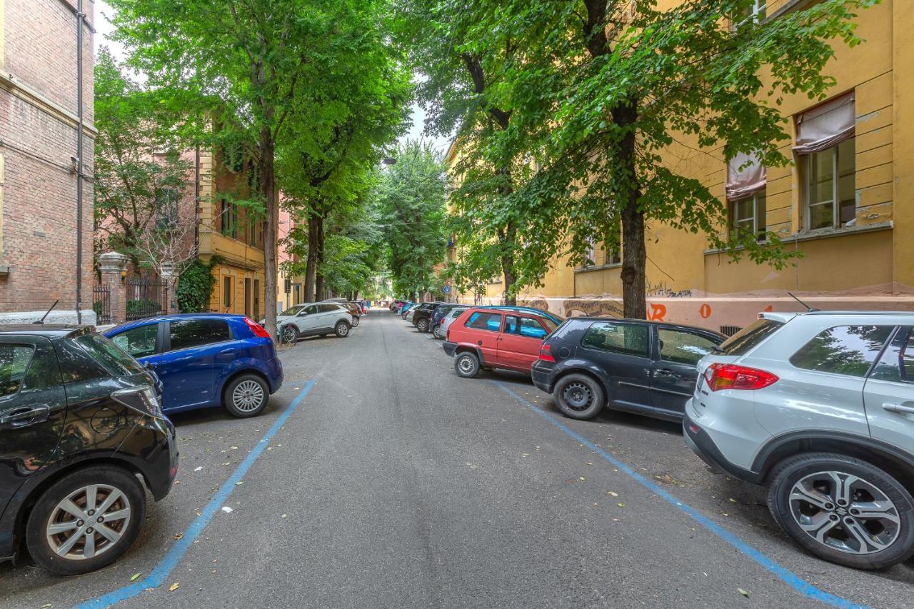 Bolognina Bright Apartment Near The Station Bologna Exterior foto